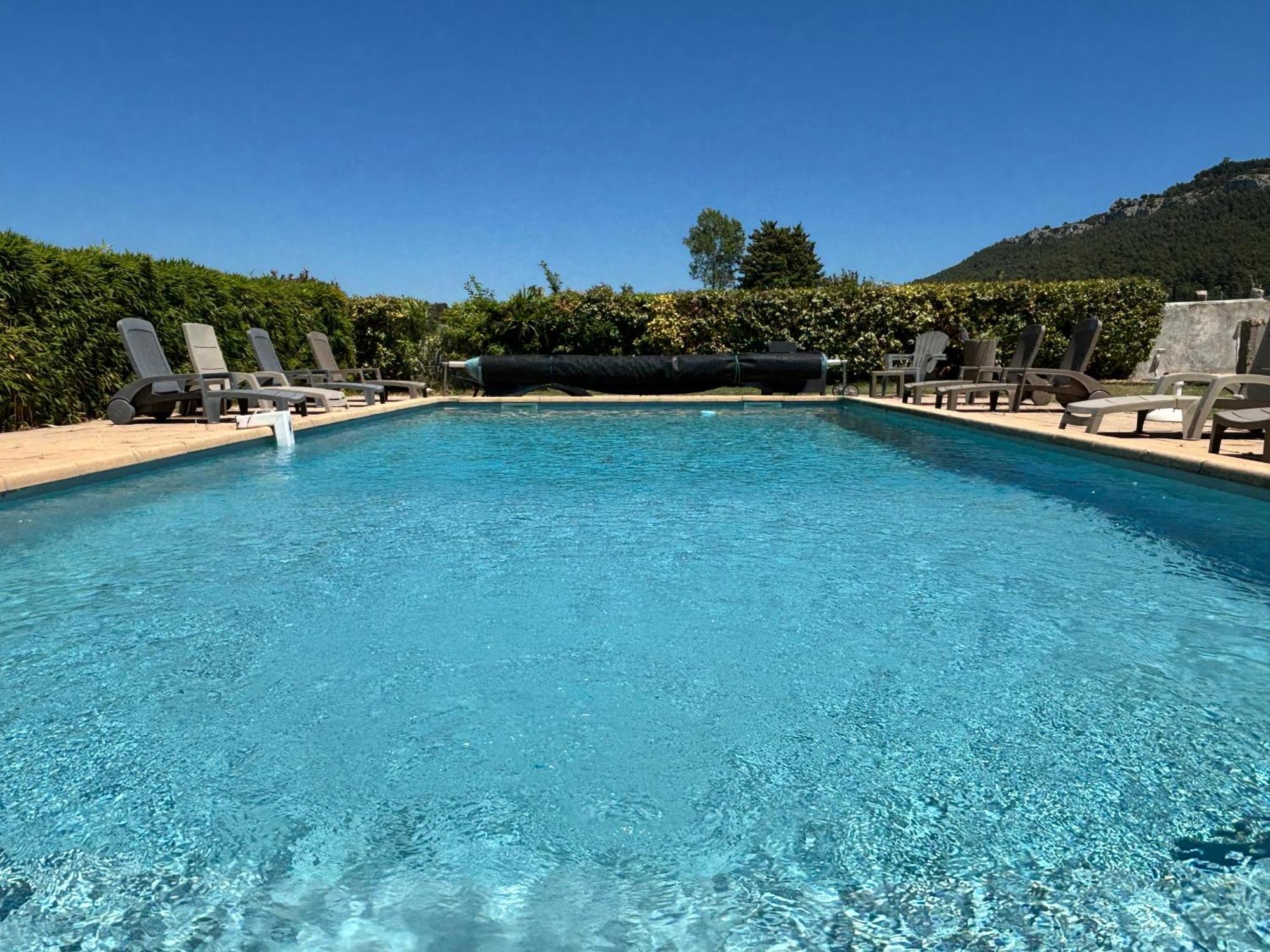 Appart. 4 Pers A 6 Kms De Cassis Avec Acces Piscine Roquefort-la-Bedoule Ngoại thất bức ảnh
