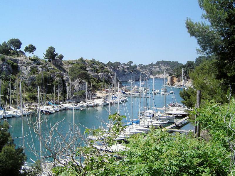 Appart. 4 Pers A 6 Kms De Cassis Avec Acces Piscine Roquefort-la-Bedoule Ngoại thất bức ảnh