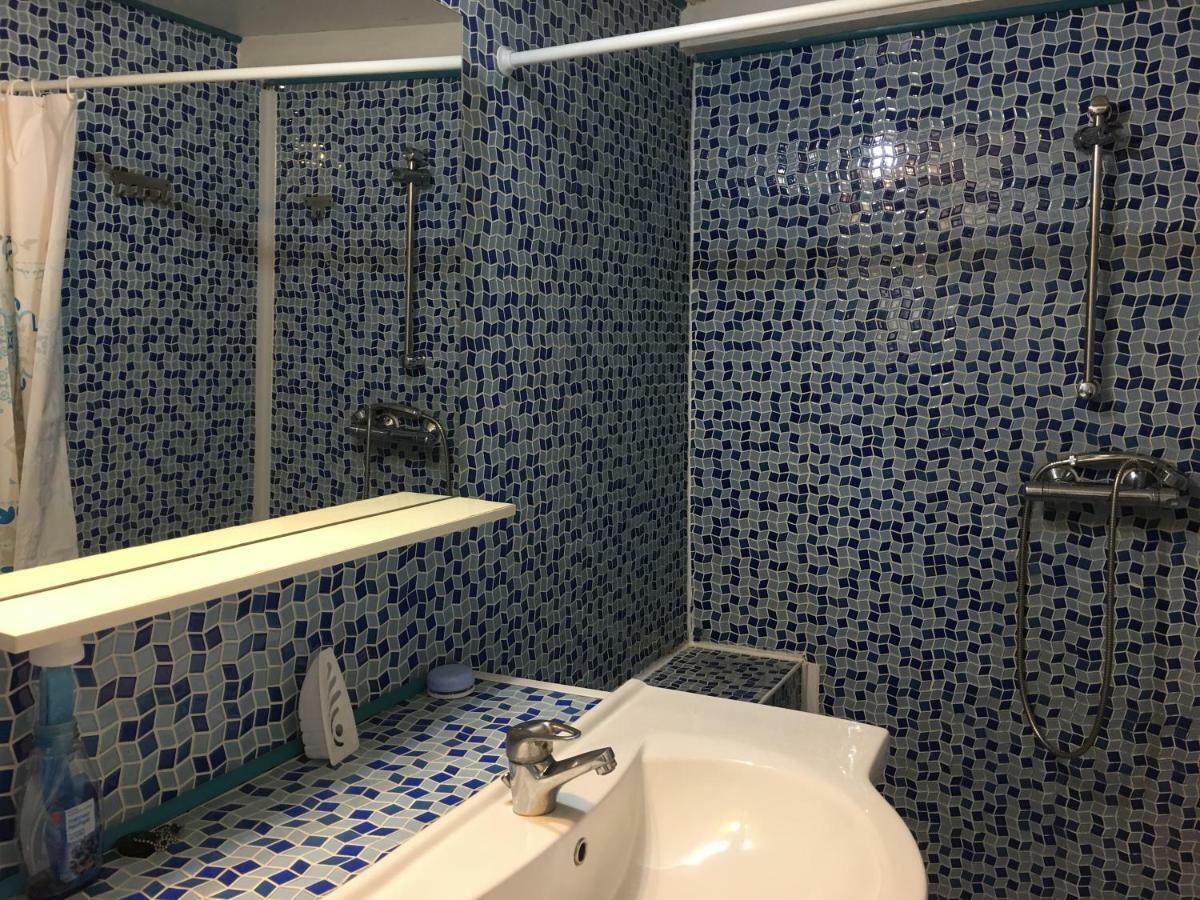 Appart. 4 Pers A 6 Kms De Cassis Avec Acces Piscine Roquefort-la-Bedoule Ngoại thất bức ảnh